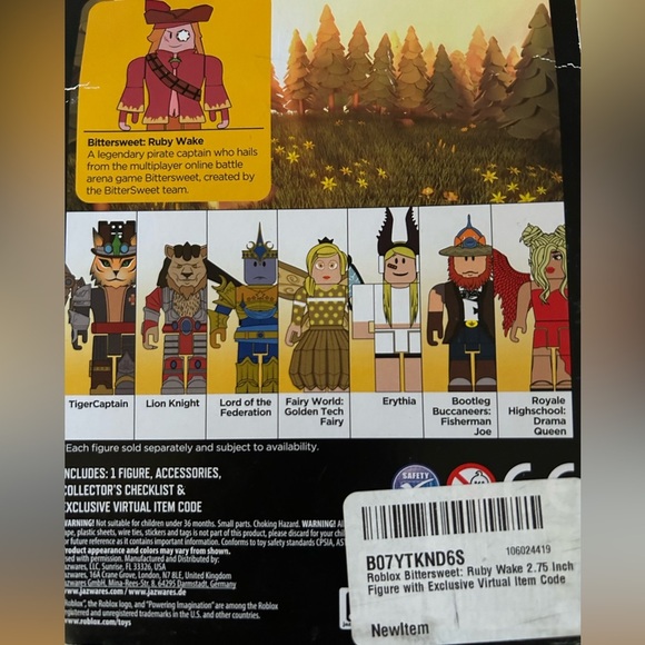 Roblox Figure Bittersweet Ruby Wake w/ Exclusive Item Code New - Picture 10 of 11